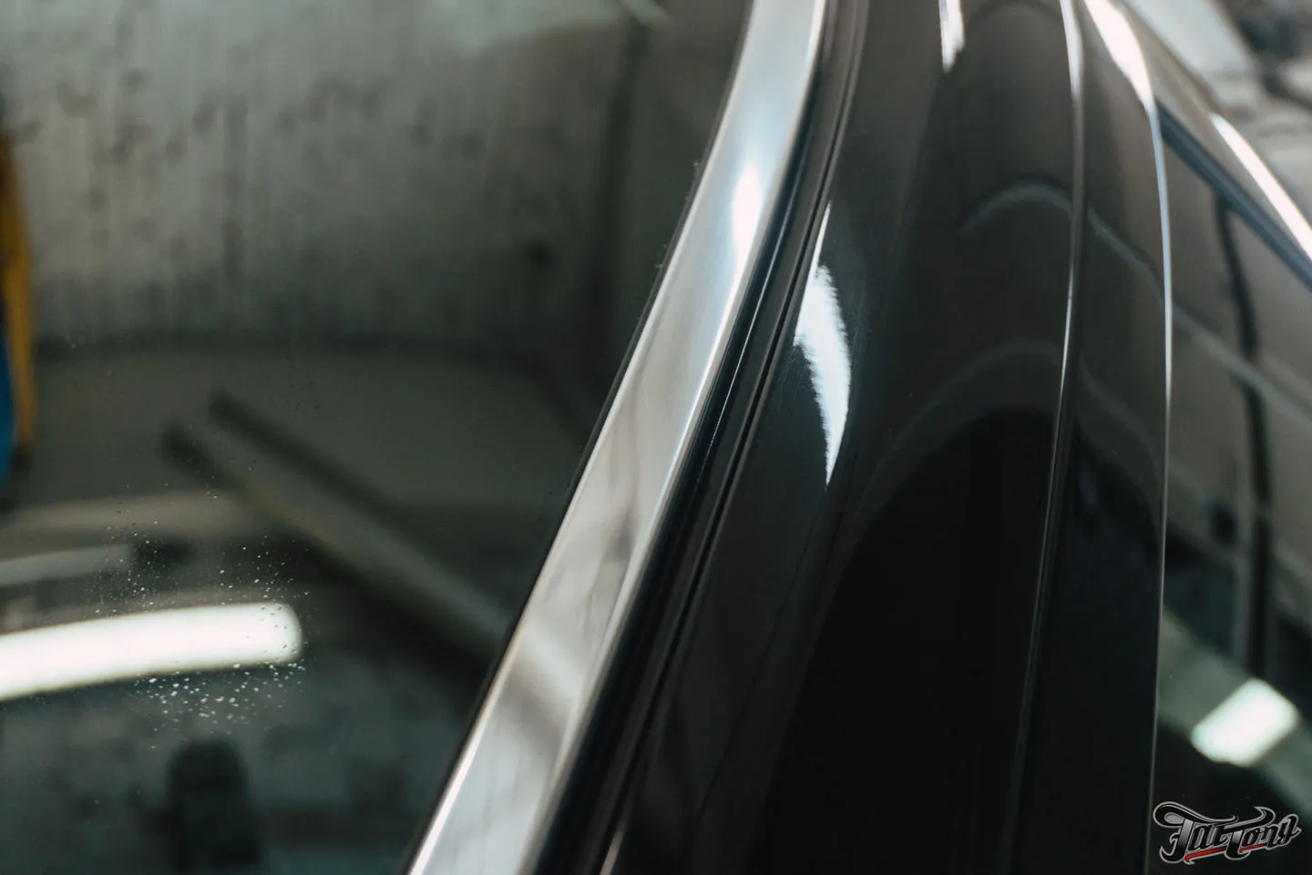 Очистка и защита хрома от реагентов на BMW 7
